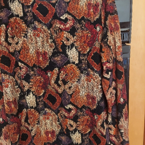 Coldwater Creek Scoop Neck Long Sleeve Gold Thread Geometric Pattern XL - Picture 3 of 4